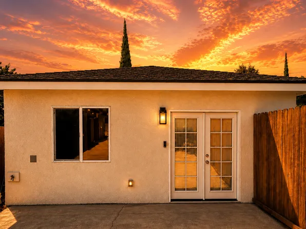 411 Poplar Ave #B, Bakersfield, CA 93305