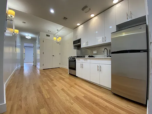 Rented by Nooklyn NYC LLC | media 1