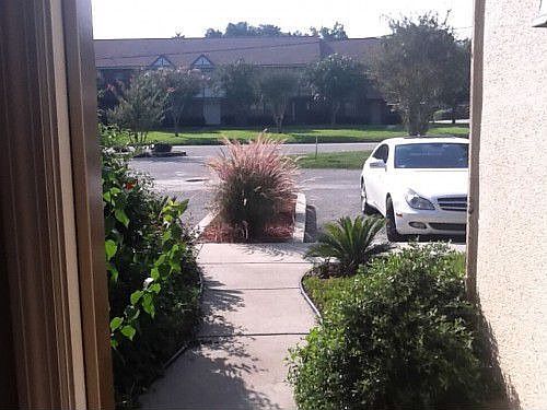 3rd image of 8149 Plaza Gate Ln