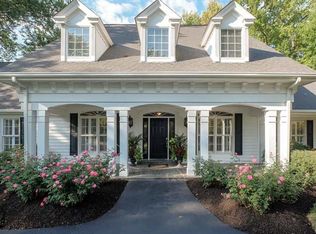 1 Bridle Ridge Ln, Saint Louis, MO 63131