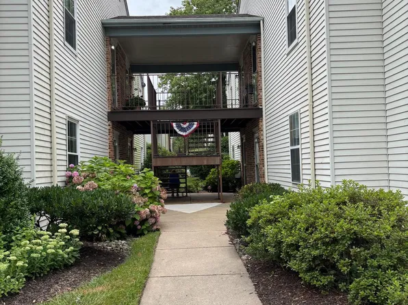 124 W Berwin Way, Mount Laurel, NJ 08054