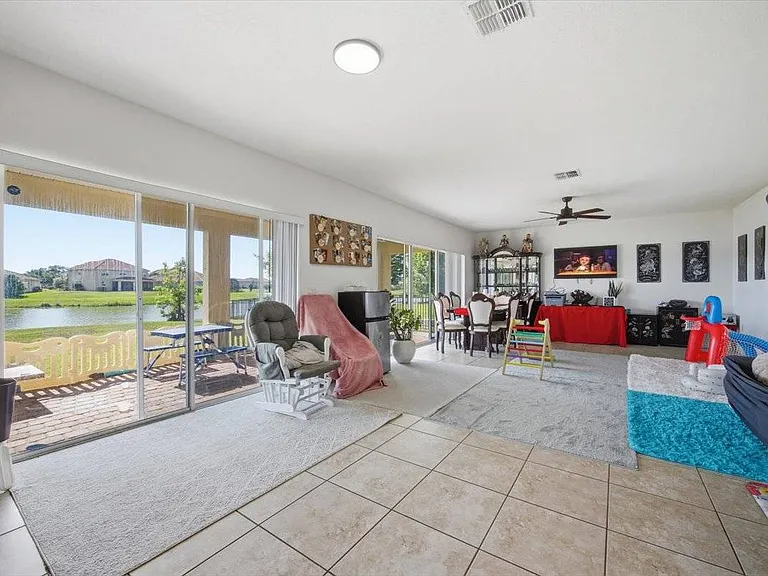 3848 Carrick Bend Dr — Photo 12