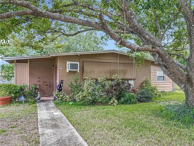 910 W Village Dr, Deltona, FL, 32725