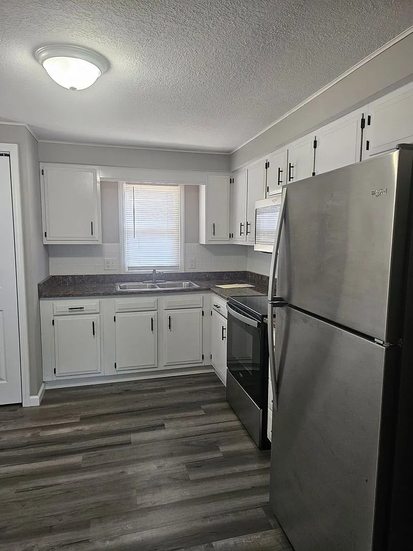 One Bedroom Villa Located in the heart of Downtown Warrenton — Photo 3