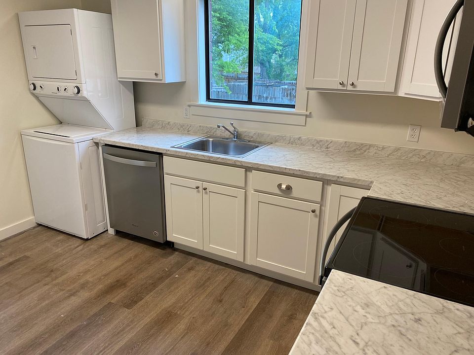 1st image of 6228 Robertson Ave APT 3