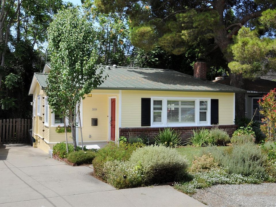 1st image of 3006 Manhattan Ave