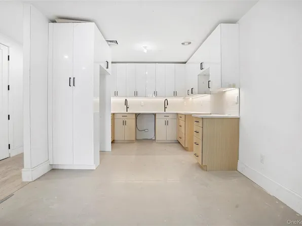 376 Vernon Avenue #3A, Brooklyn, NY 11206