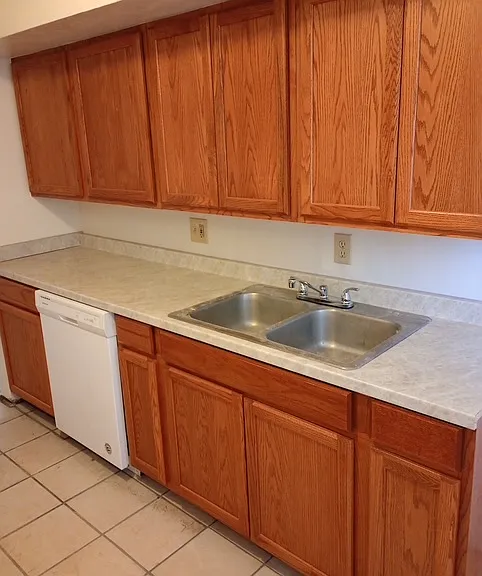 2704 E Water St — Photo 6
