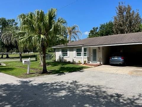 1st image of 3524 Eagle Dr #0