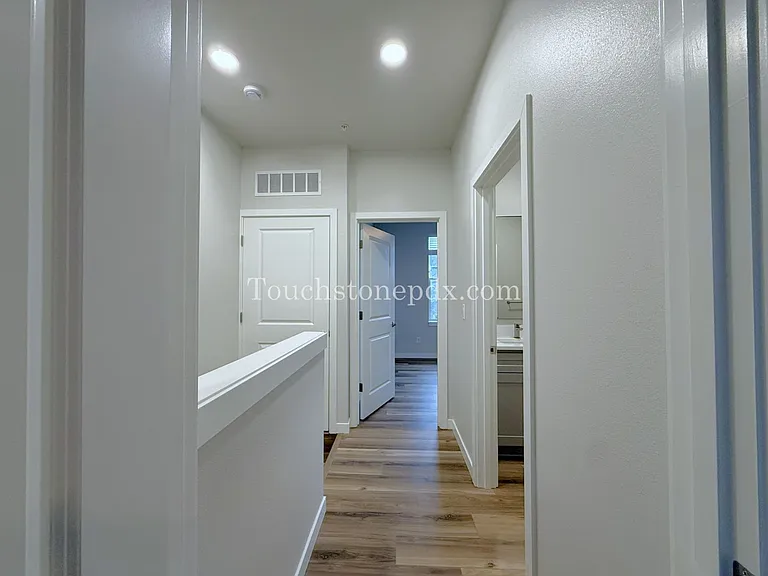 3323 SE 87th Ave — Photo 53
