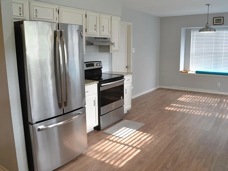510 Tumblebrook — Photo 8