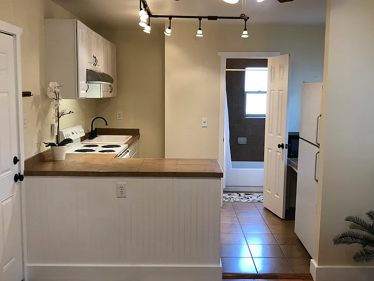 2826 W Platte Ave #4 — Photo 3