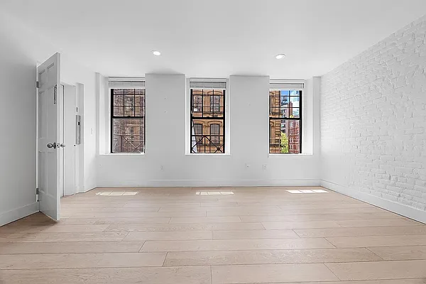 Rented by Oxford Property Group | media 1