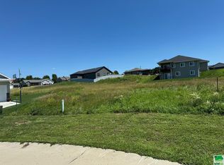 6 19th St SE, Le Mars, IA 51031