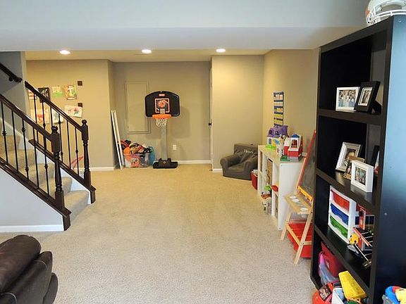 4th image of 1305 Gatch Ct