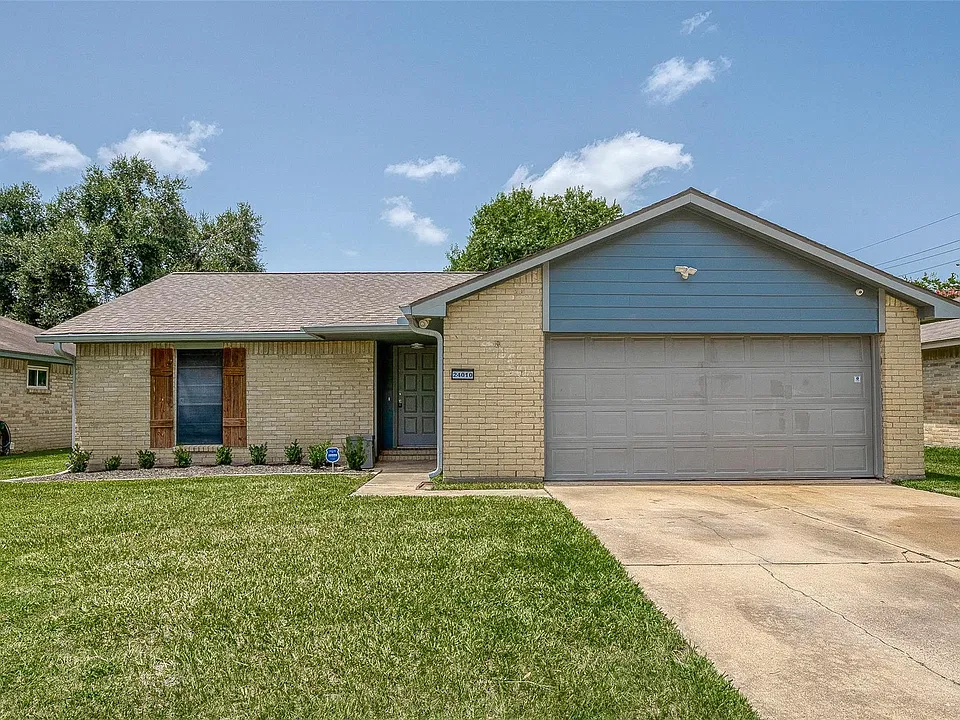 24010 Silversmith Ln