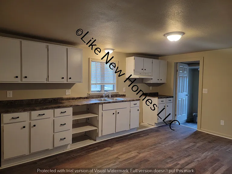 5448 Silverton Dr — Photo 17