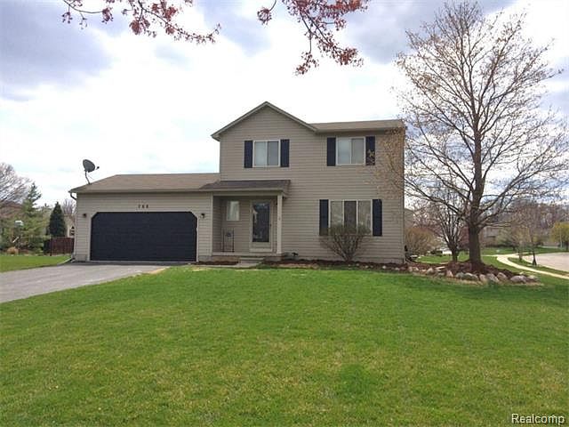 1st image of 788 Fox Ct