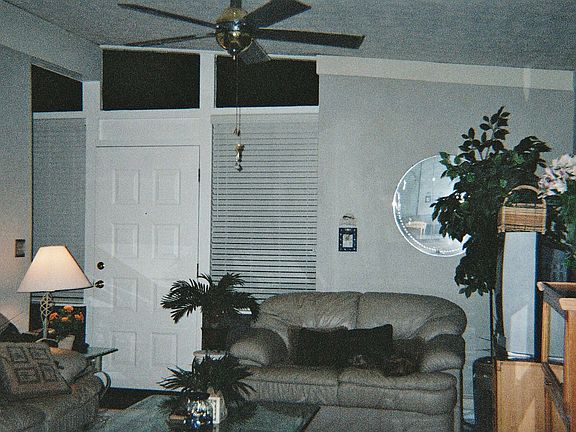 Entrance into living room