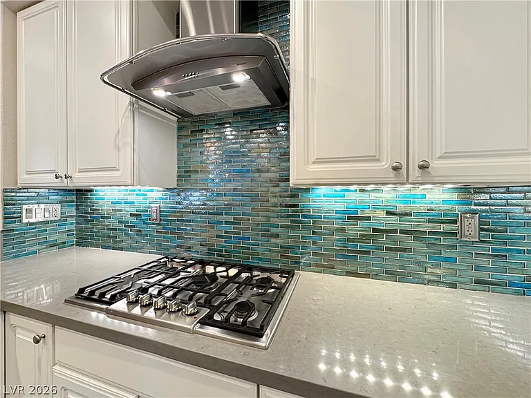 1352 Fox Acres Dr — Photo 13