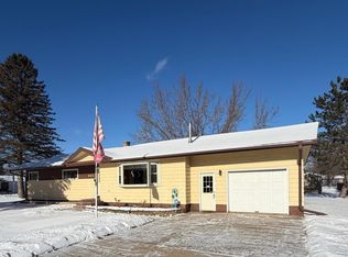 201 McKinley Ave, Niagara, WI 54151