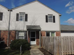 6050 Oakbrook Ln, Indianapolis, IN
