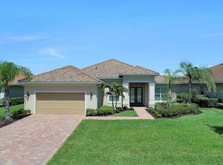 9279 Fieldstone Ln, Naples, FL 34120