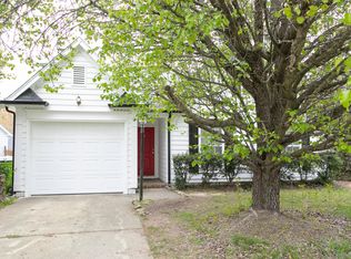 804 Starkland Way, Holly Springs, NC 27540