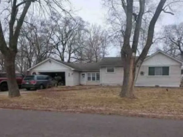 790 E 2nd St, Coal City, IL 60416