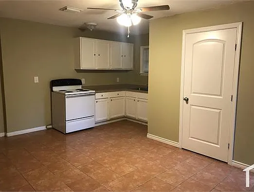 306 Lake Rd #B — Photo 5