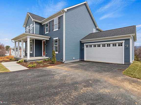 2nd image of 5 Fox Rock Dr