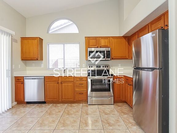 5th image of 14822 W Lupine Ln