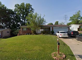 1210 Rivoli Dr, Manchester, MO 63011