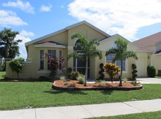 9517 Aegean Dr, Boca Raton, FL 33496