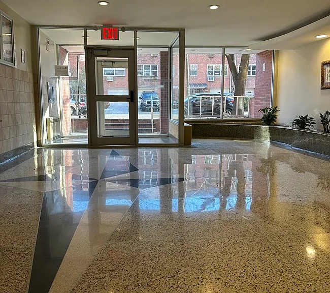 32-25 69th St #3M — Photo 3
