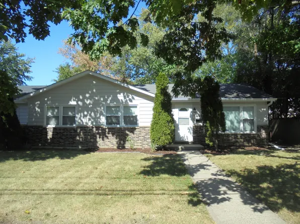 1808 W Ridgeland Ave, Waukegan, IL 60085