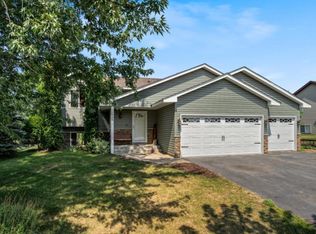 1004 Hillock St NW, Isanti, MN 55040