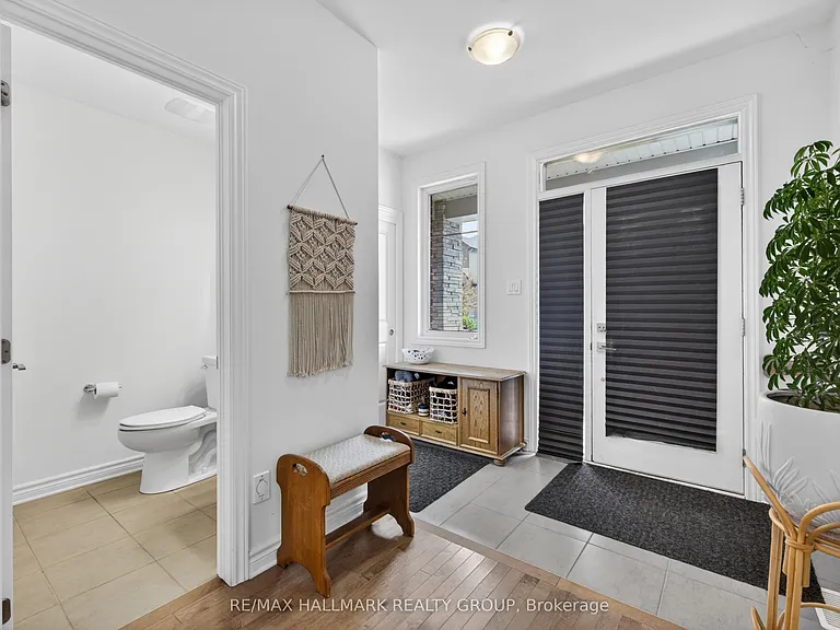 709 Samantha Eastop Ave — Photo 2