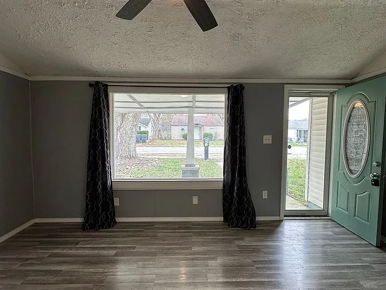 1604 S Oakdale Dr — Photo 7