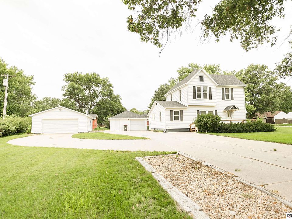 2001 S 4th Ave Beatrice NE 68310 Zillow