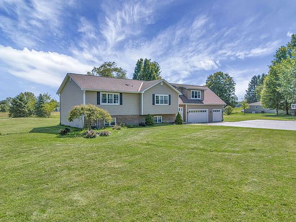 5th image of 15452 Hagenderfer Rd
