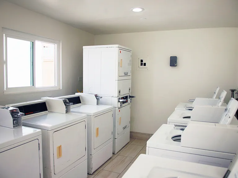 San Carlos Apartment Homes — Photo 12