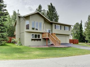 19110 Button Cir, Eagle River, AK 99577