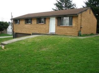 233 Parklane Dr, Braddock, PA 15104