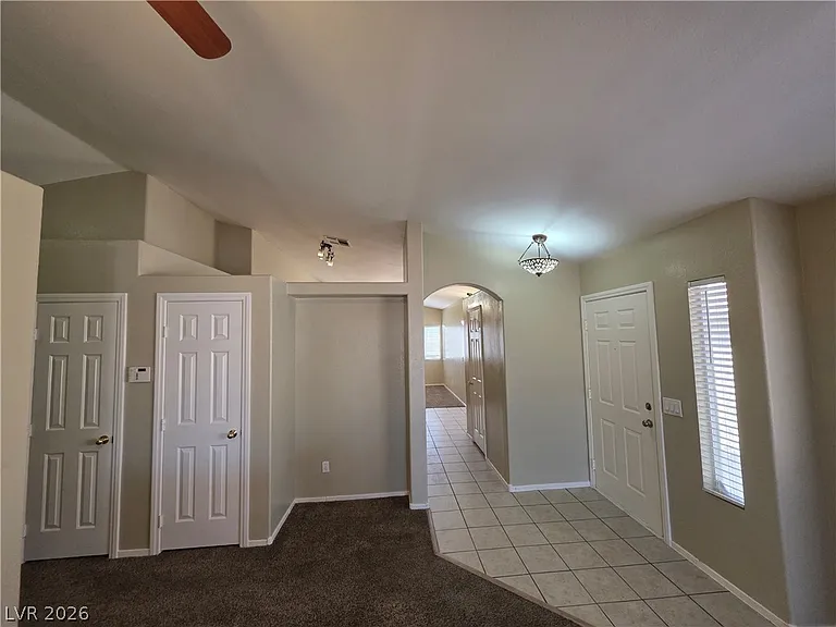 6674 Jordan River Dr — Photo 37