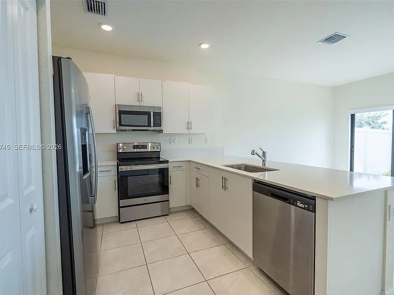 3448 W 114th Ter — Photo 14