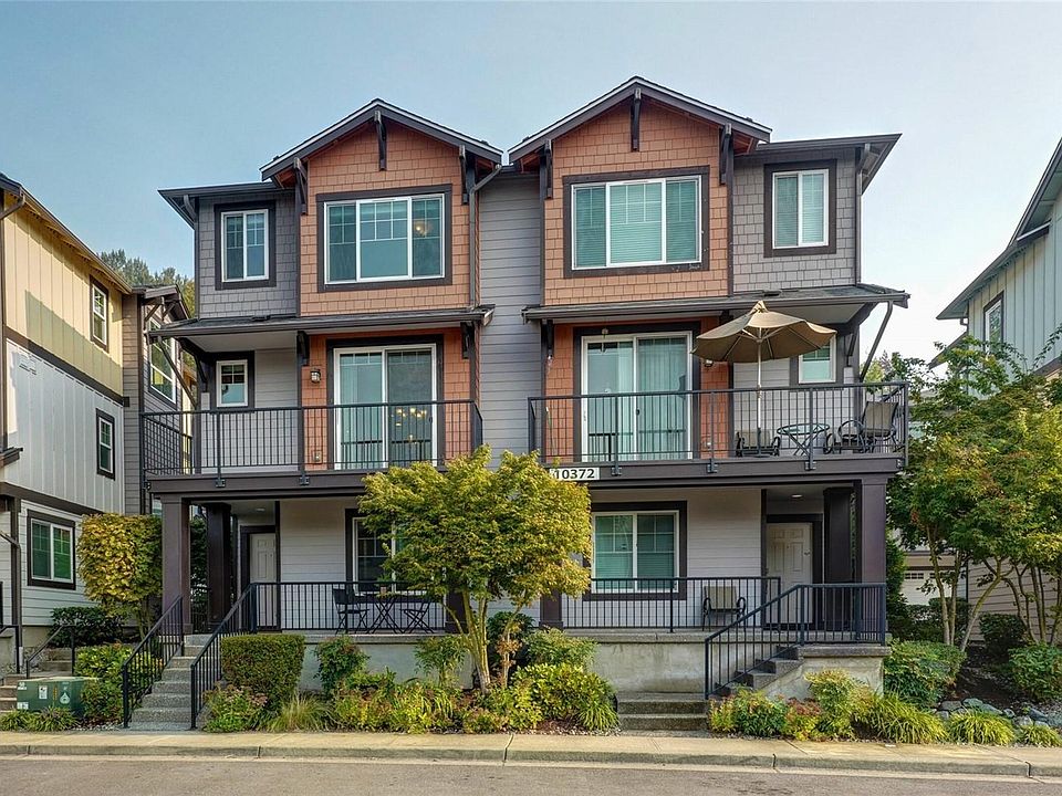 1st image of 10372 156th Pl NE APT 102