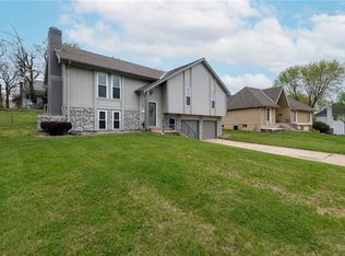 1816 E 97th Ter, Kansas City, MO 64131