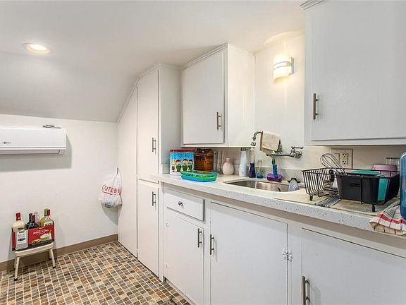 2nd image of 35377 1/2 Yucaipa Blvd