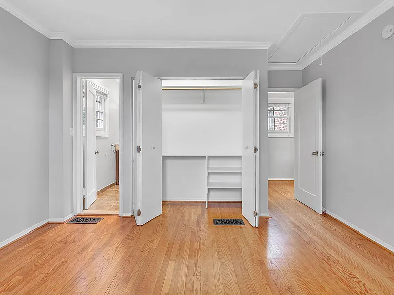 4306 Alton Pl NW — Photo 22